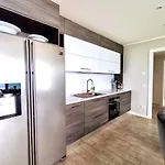 The View!!! By Design Перледо